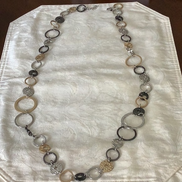 Lia Sophia Necklace - Picture 2 of 5